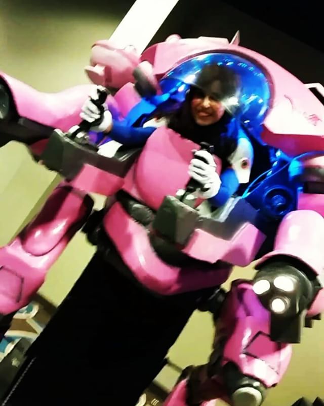 D.Va at #Mechacon2317 in #CrescentStation 
#MECHACON #MechaCon2017 #MechaConNewOrleans