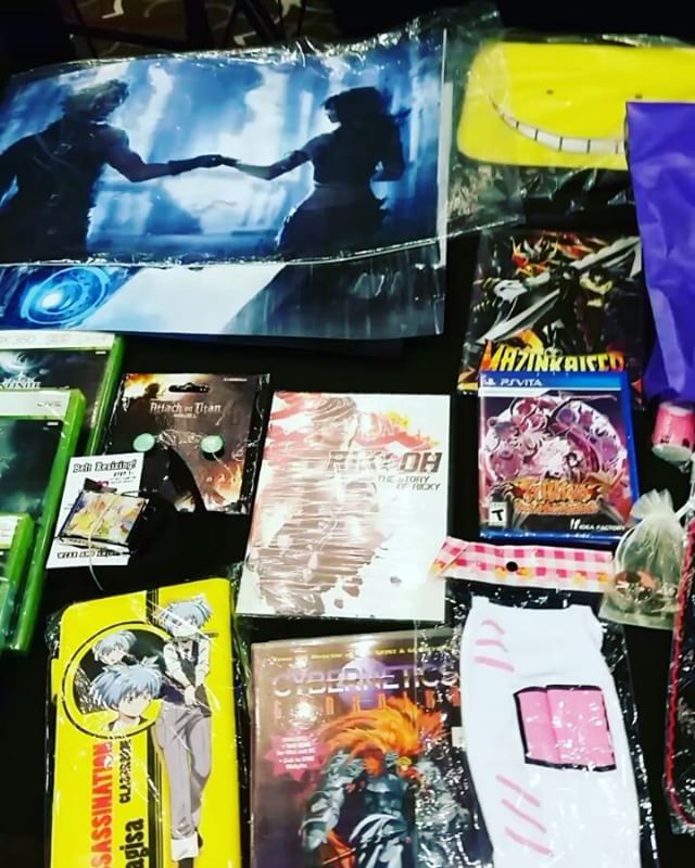 Visit the #CharityAuction in Secondary Assembly in #CrescentStation during #MechaCon2317 
#MechaCon #MechaCon2017 #MechaConNewOrleans