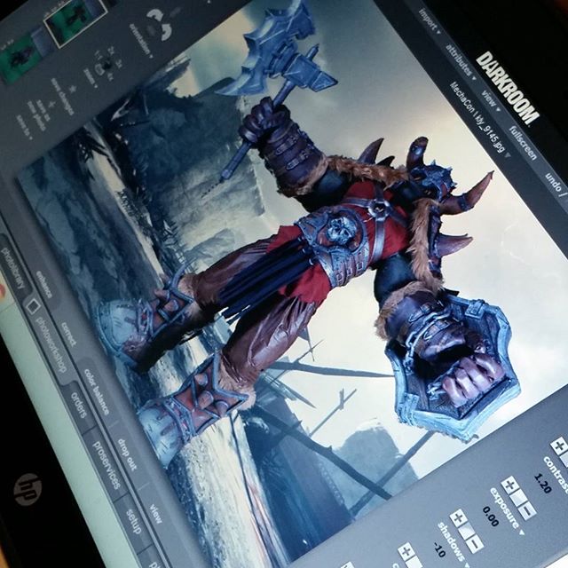 #ThrallDoomhammer #Cosplay #CosplayPhotography #Mechacon2317 #MechaCon2017 #MechaCon #IndulgeImages